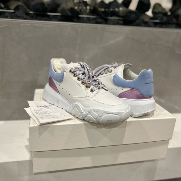 Alexander Mcqueen New Court size 8 (US) - Picture 3 of 6